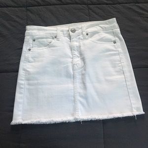 American Eagle high-rise white Jean mini skirt
